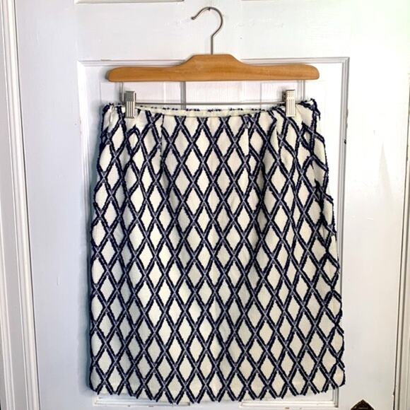 J. McLaughlin White Navy Diamond Jacquard A-line Skirt w Side Zip NEW W-880 Sz 6 - Picture 6 of 6